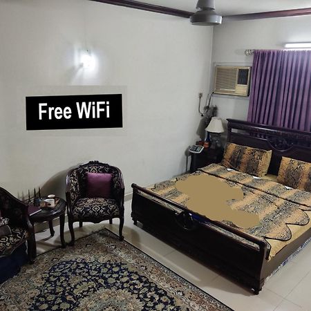 The Den Hotel อิสลามาบัด ภายนอก รูปภาพ